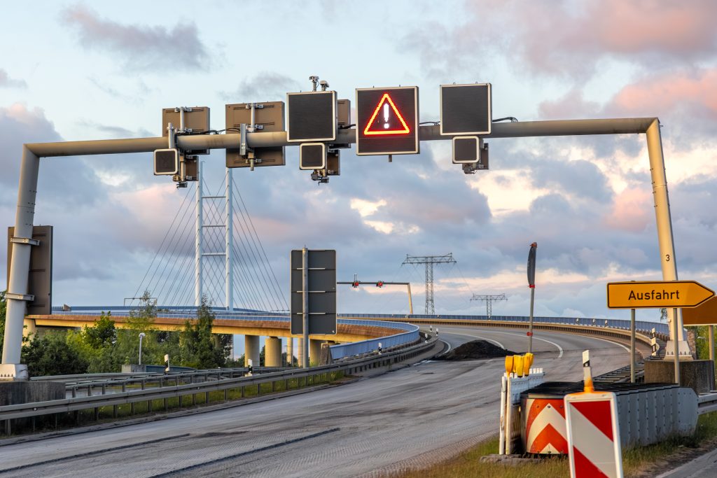 SEO en zone frontalière : découper par bassin, pas par pays